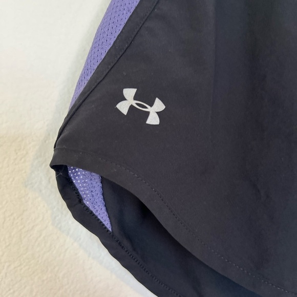 Under Armour Women's Speed Stride Black and Purple Large - Picture 3 of 11